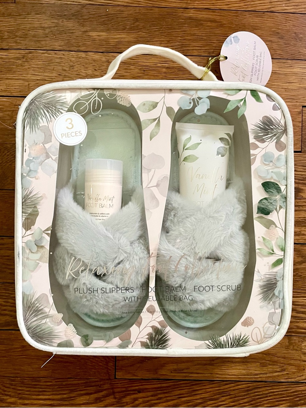 Plush Women's Slippers & Foot Care Set w/ Vanilla Mint Foot Balm & Scrub (NEW)